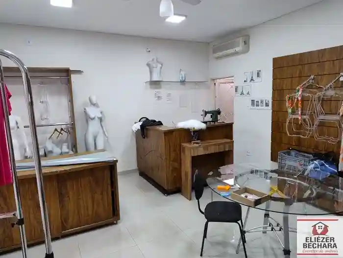 Casa com 3 quartos à venda, 260m² — foto 31 de 59