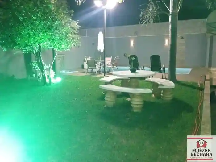 Casa com 3 quartos à venda, 260m² — foto 56 de 59