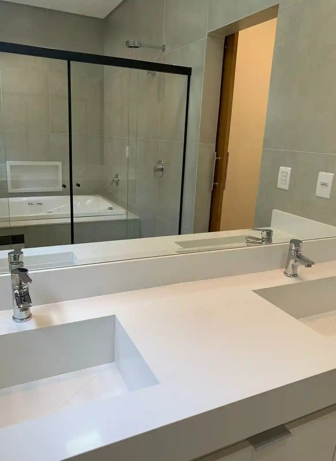 Casa de Condomínio com 3 quartos à venda, 220m² — foto 7 de 8