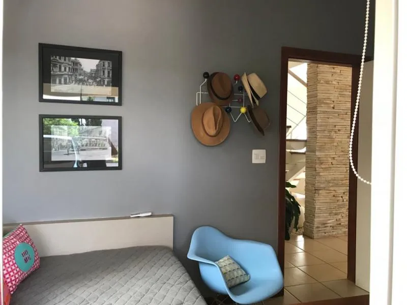 Casa de Condomínio à venda — foto 1 de 3