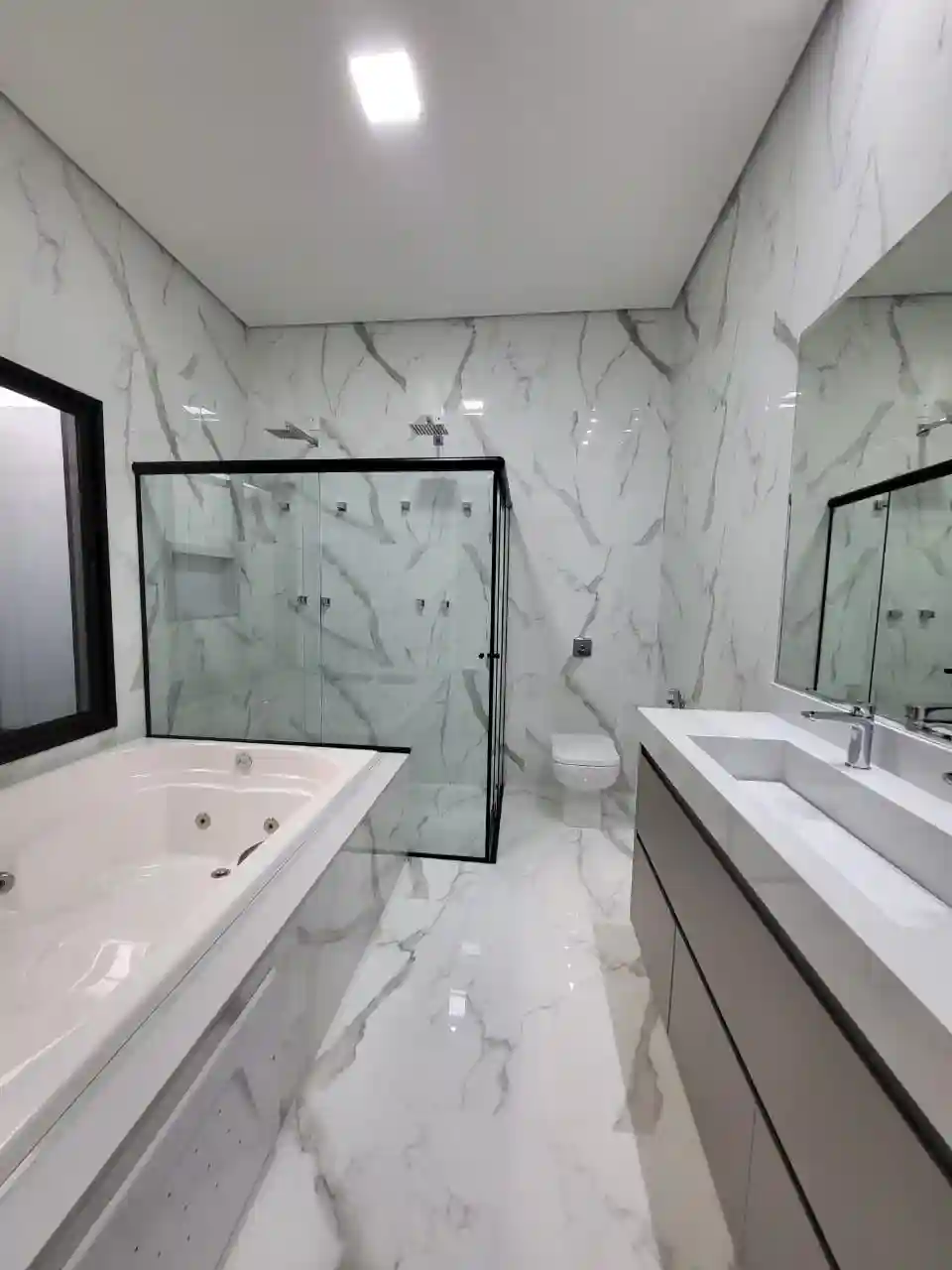 Casa de Condomínio com 3 quartos à venda, 250m² — foto 47 de 48