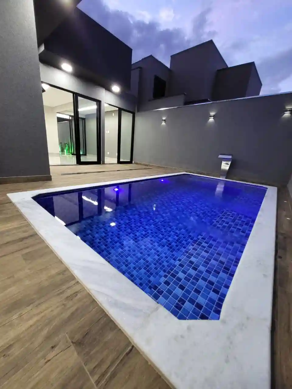 Casa de Condomínio com 3 quartos à venda, 250m² — foto 21 de 48