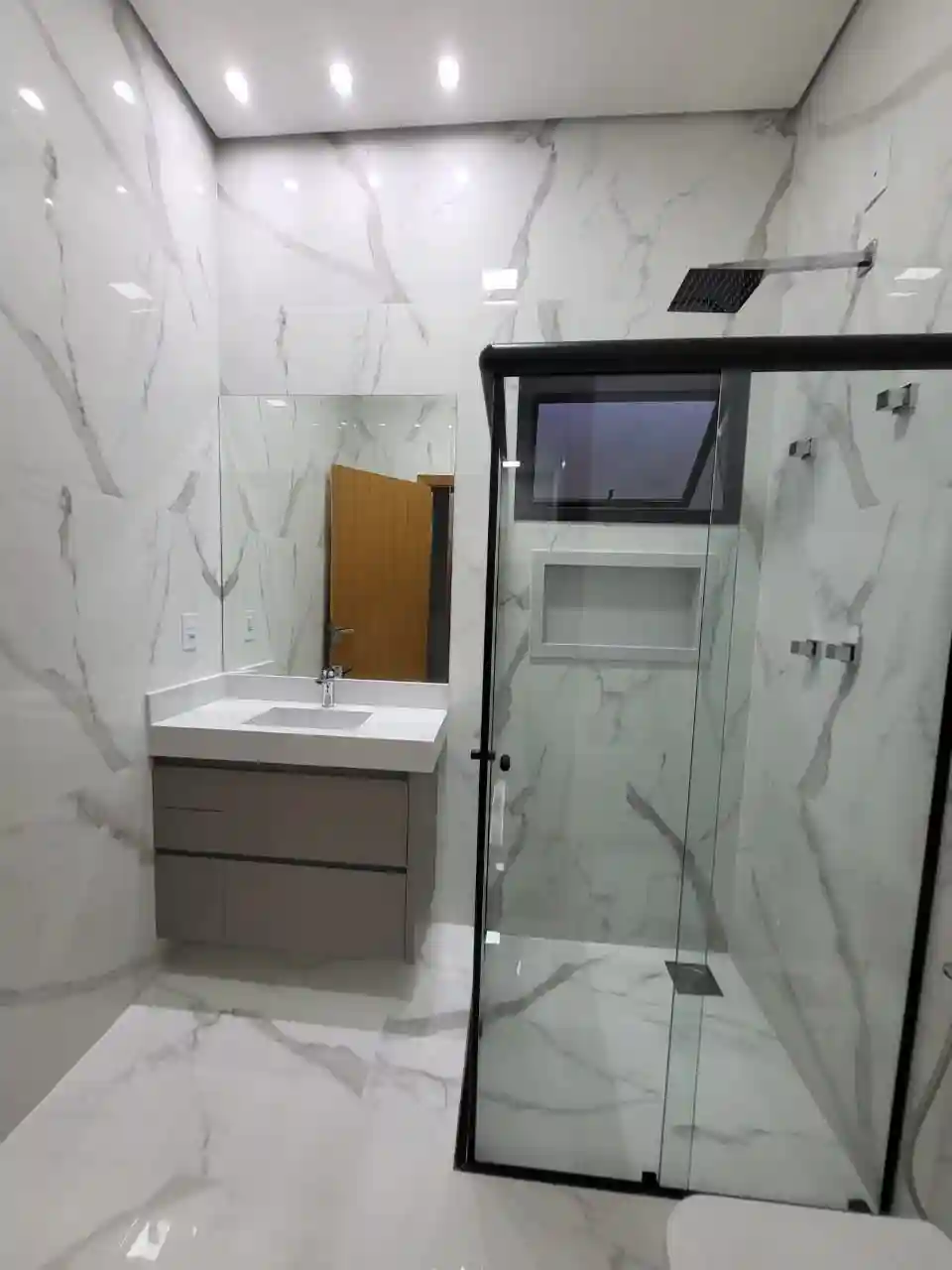 Casa de Condomínio com 3 quartos à venda, 250m² — foto 14 de 48