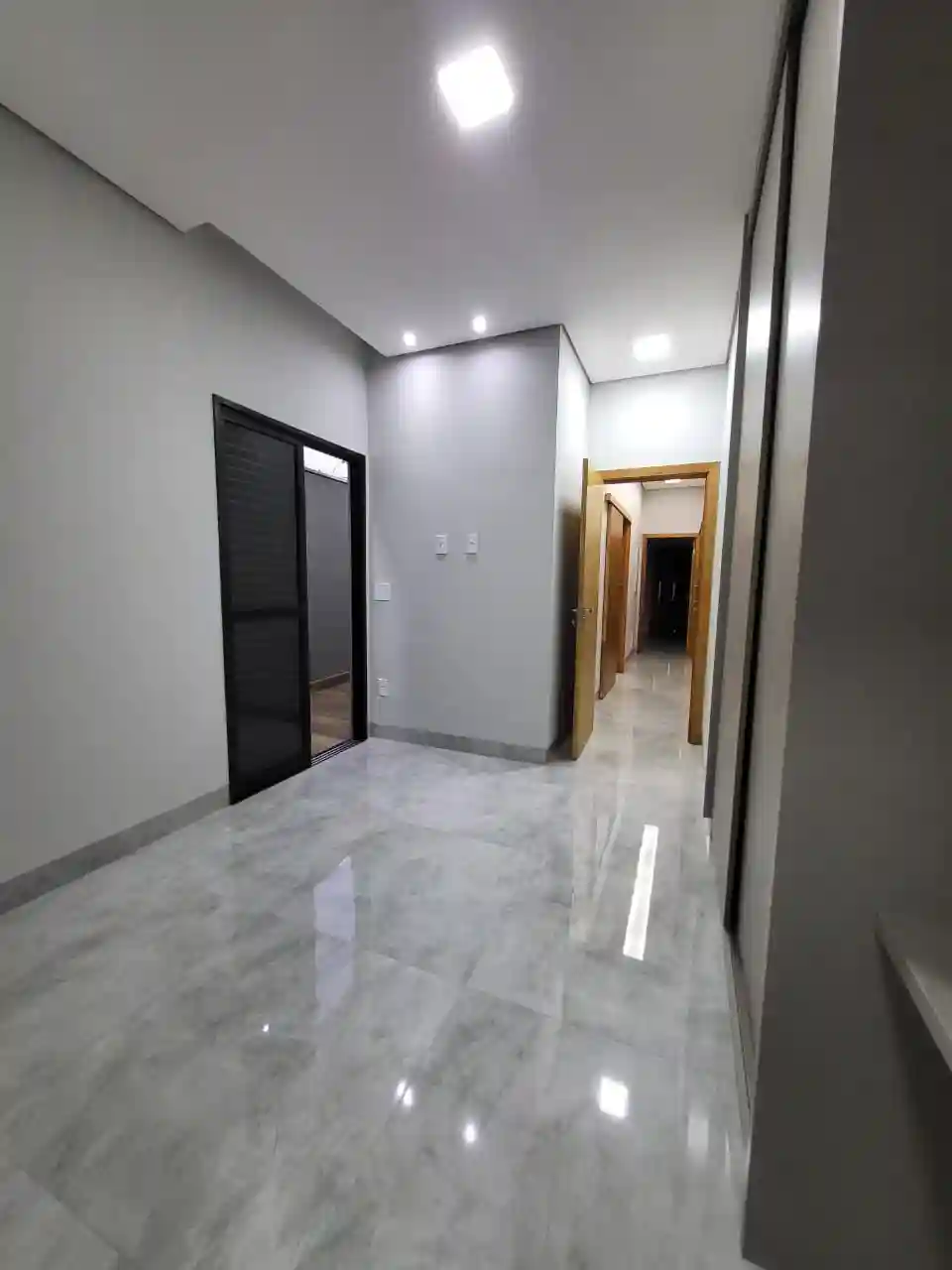 Casa de Condomínio com 3 quartos à venda, 250m² — foto 15 de 48