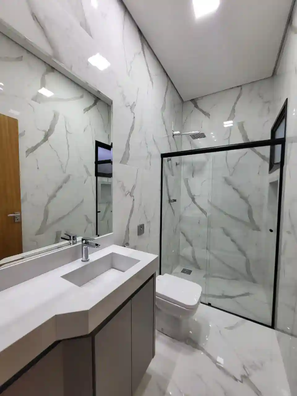 Casa de Condomínio com 3 quartos à venda, 250m² — foto 19 de 48