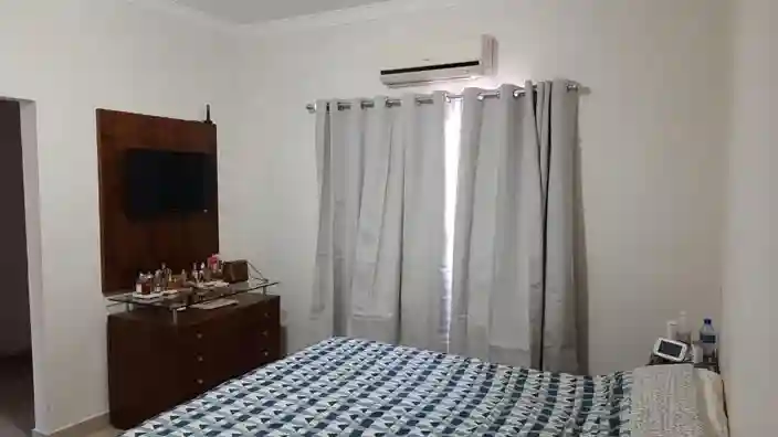 Casa de Condomínio com 3 quartos à venda, 235m² — foto 5 de 36