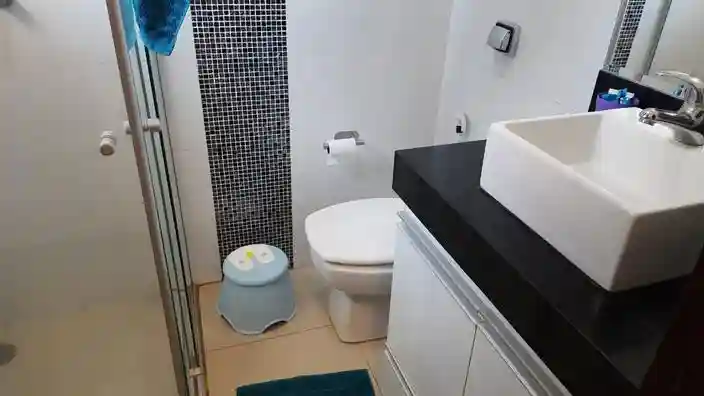 Casa de Condomínio com 3 quartos à venda, 235m² — foto 10 de 36