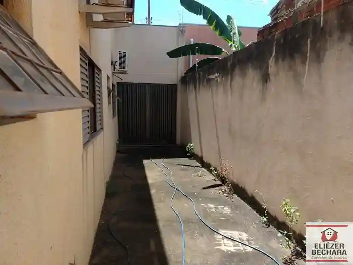 Casa com 2 quartos à venda, 360m² — foto 12 de 37