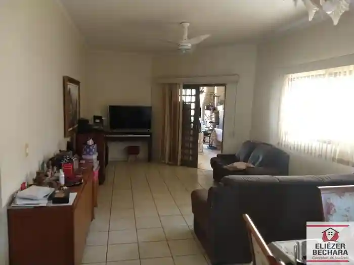 Casa com 2 quartos à venda, 360m² — foto 24 de 37