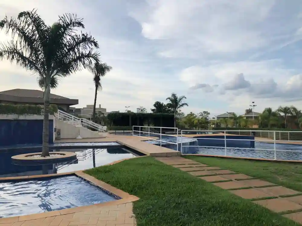 Terreno / Lote / Condomínio  à venda, 405m² — foto 2 de 2