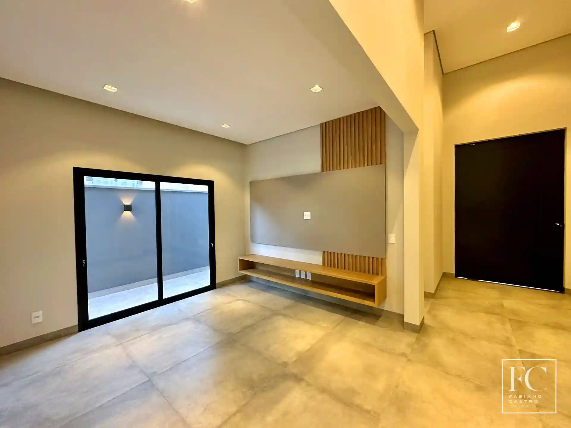 Casa de Condomínio com 3 quartos à venda, 240m² — foto 6 de 28