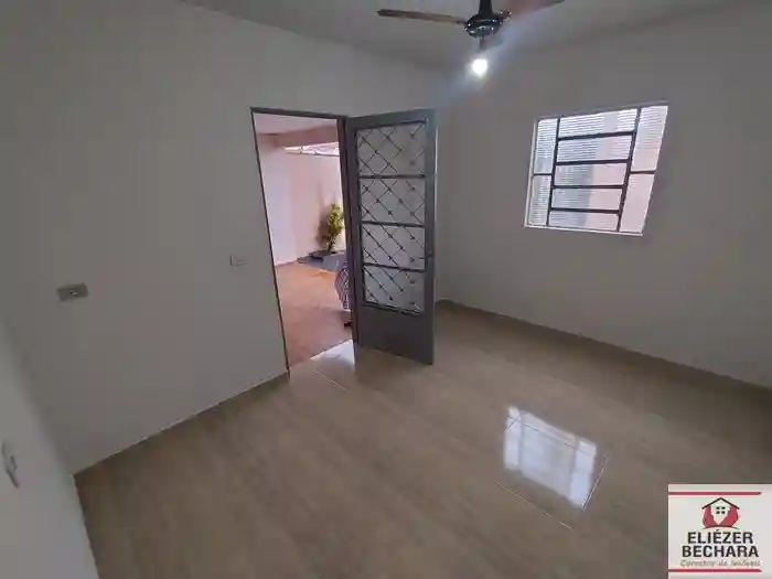 Casa com 3 quartos à venda, 160m² — foto 1 de 42