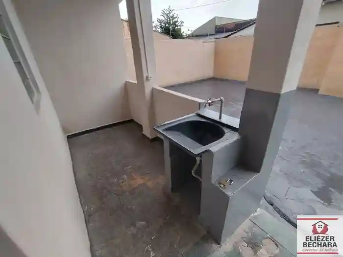 Casa com 3 quartos à venda, 160m² — foto 9 de 42