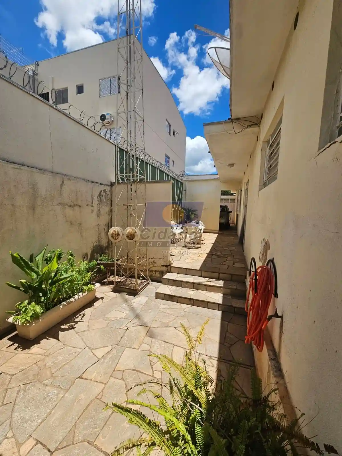 Casa com 4 quartos à venda, 271m² — foto 33 de 39