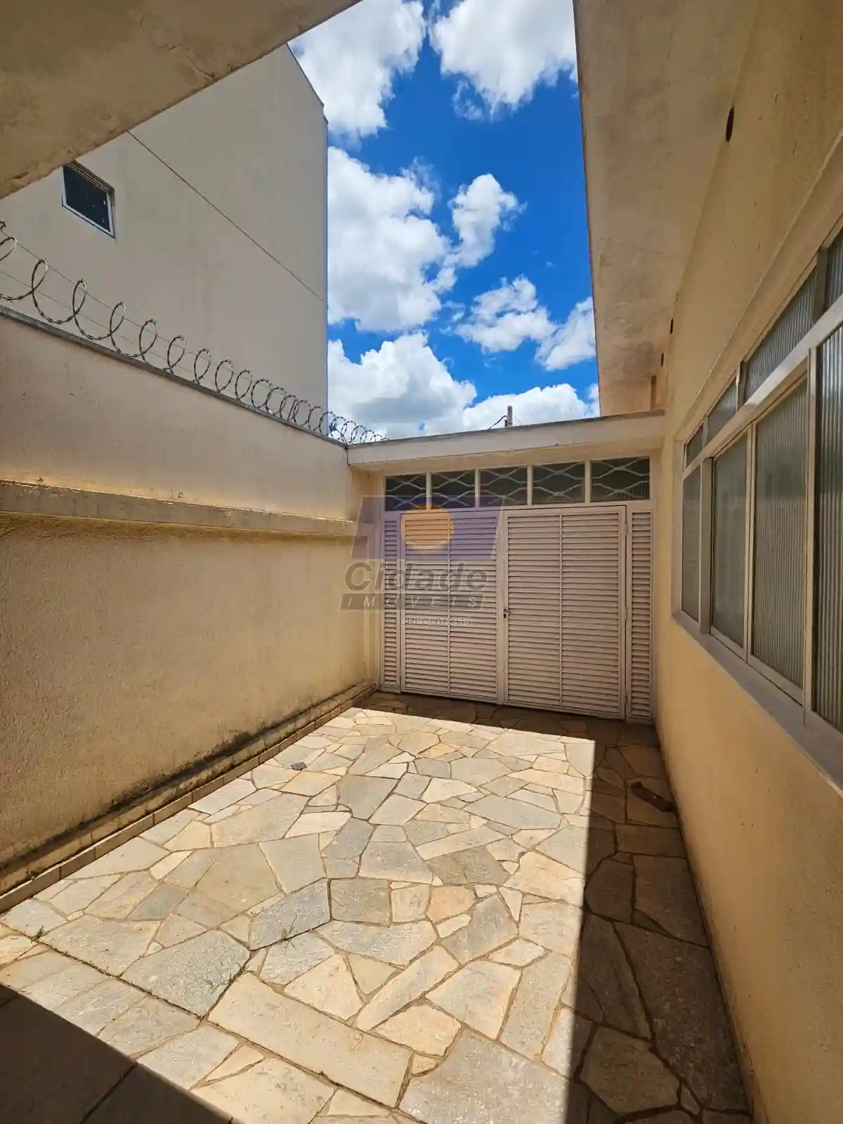 Casa com 4 quartos à venda, 271m² — foto 32 de 39