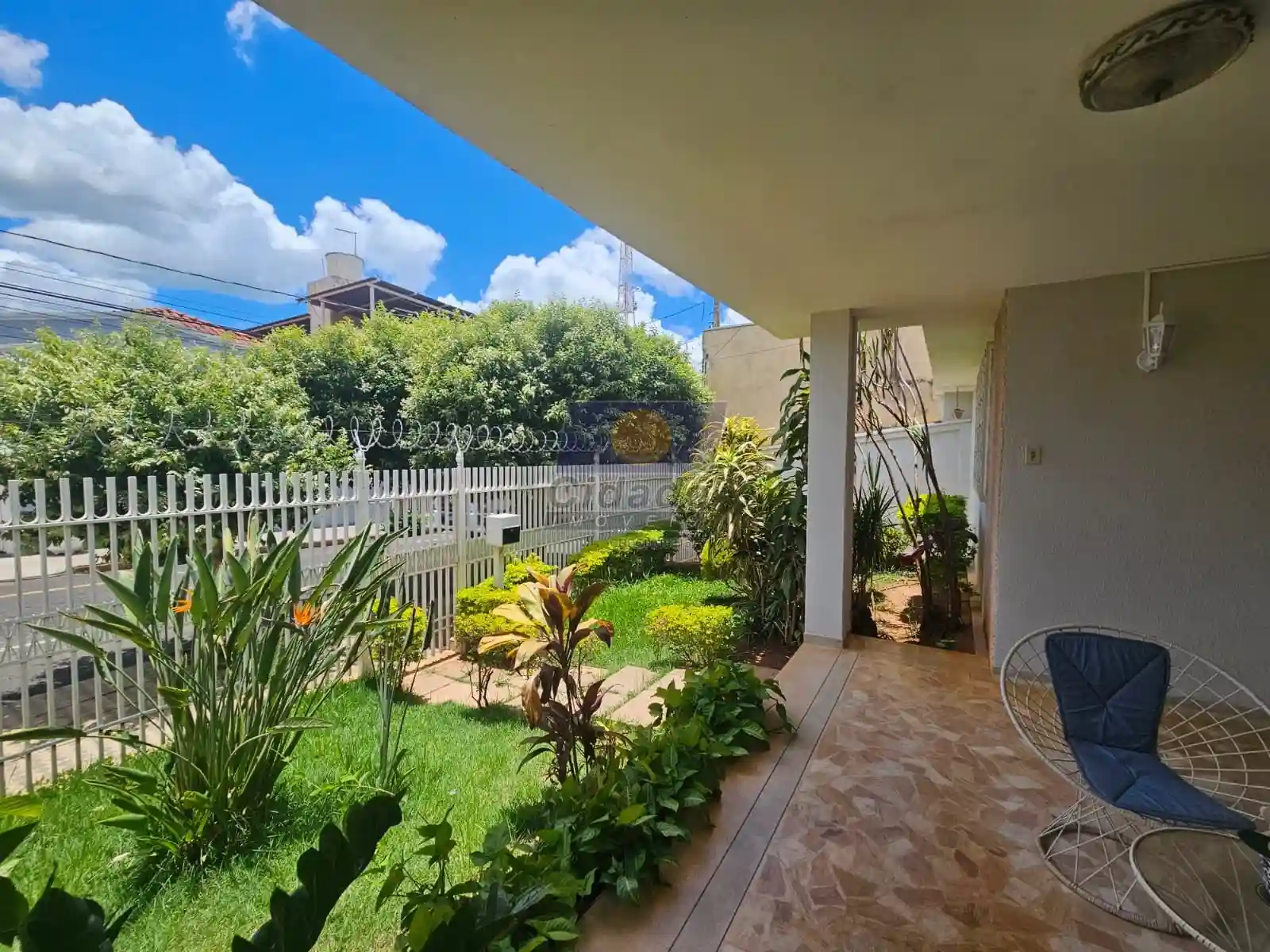 Casa com 4 quartos à venda, 271m² — foto 8 de 39