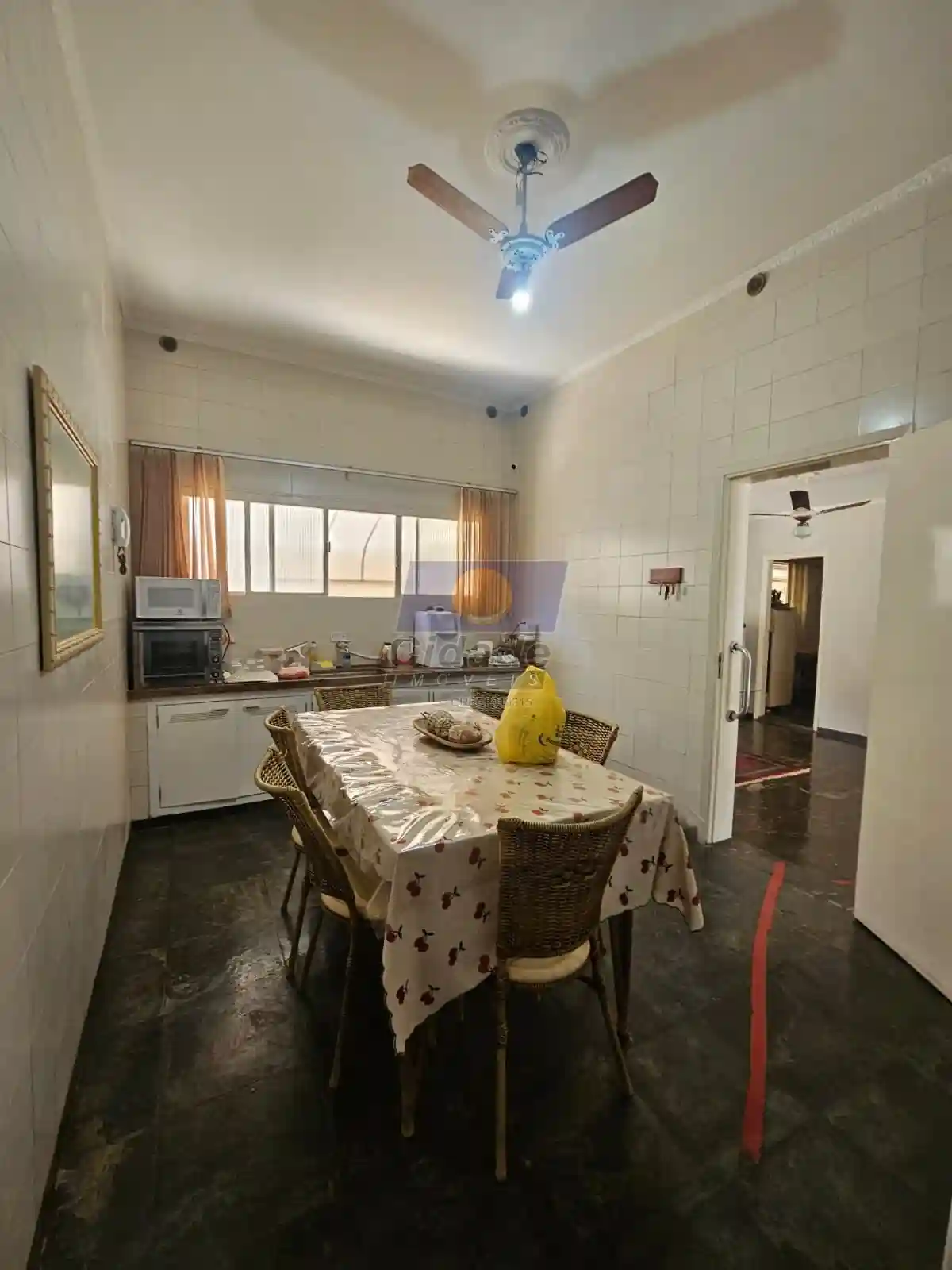 Casa com 4 quartos à venda, 271m² — foto 16 de 39