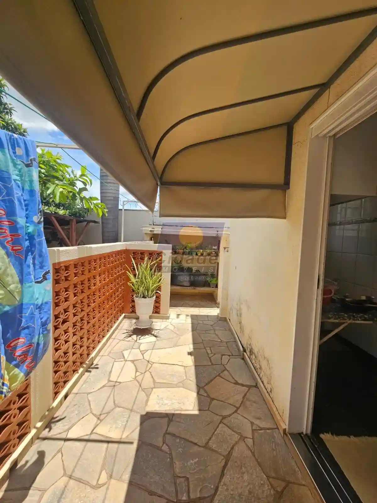 Casa com 4 quartos à venda, 271m² — foto 2 de 39