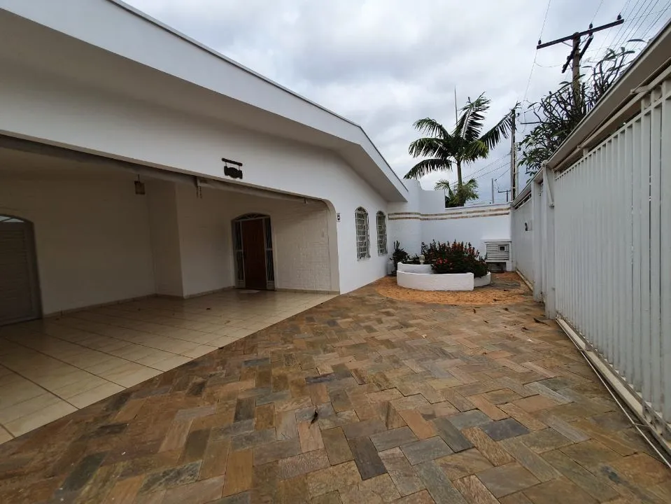Casa à venda — foto 7 de 10
