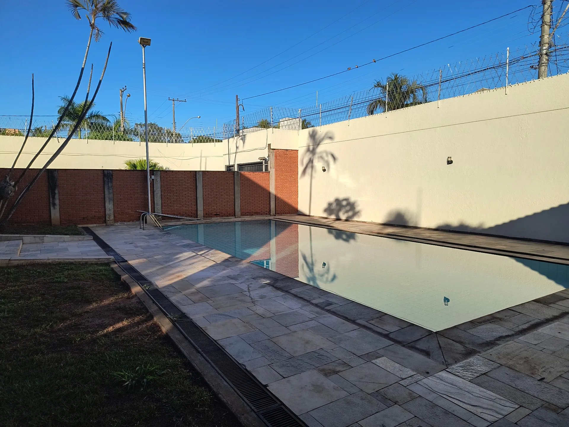 Casa com 3 quartos à venda, 620m² — foto 3 de 21