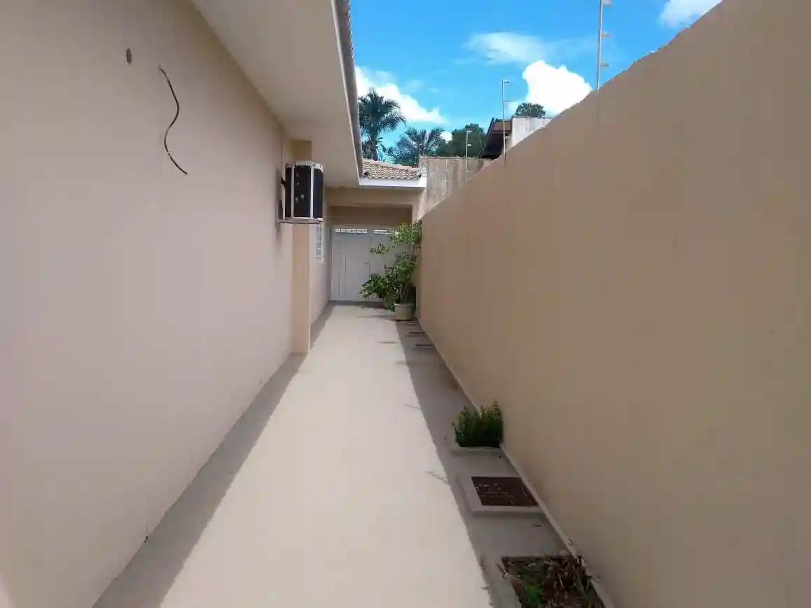Casa com 4 quartos à venda, 576m² — foto 26 de 29