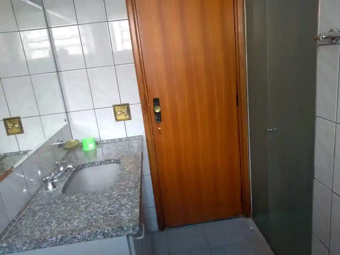 Casa com 4 quartos à venda, 576m² — foto 11 de 29