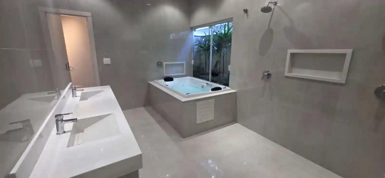 Casa de Condomínio com 3 quartos à venda, 215m² — foto 11 de 24