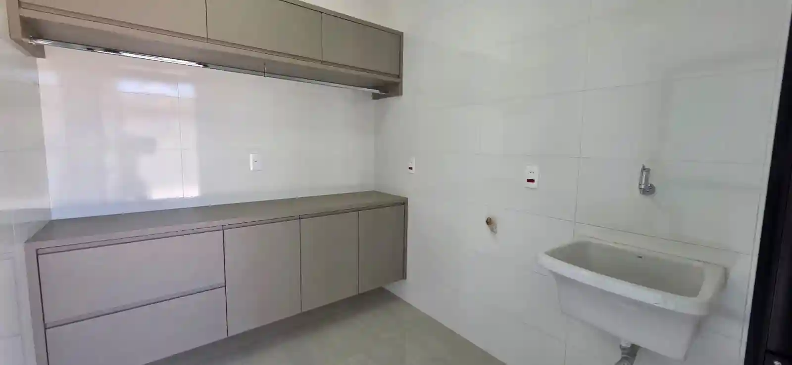Casa de Condomínio com 3 quartos à venda, 215m² — foto 17 de 24