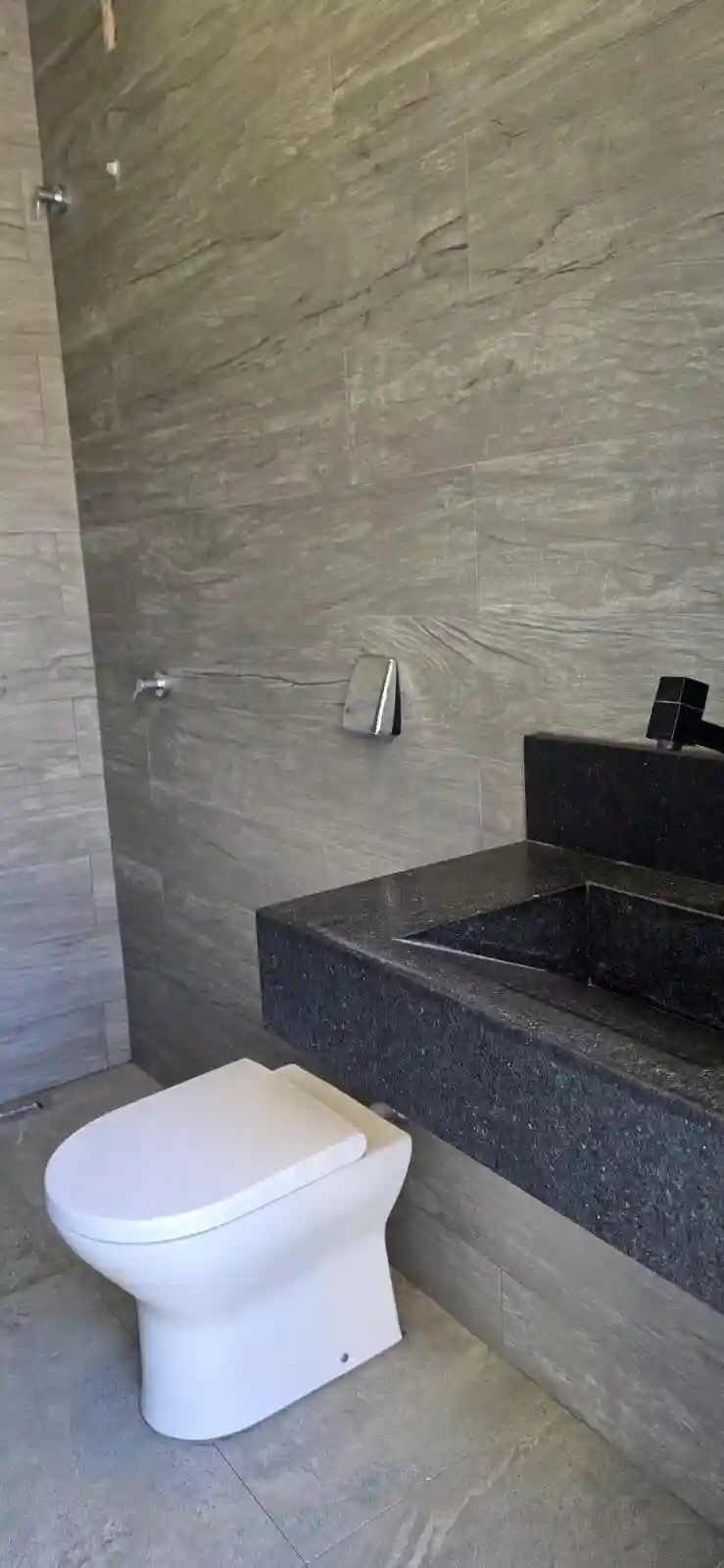 Casa de Condomínio com 3 quartos à venda, 215m² — foto 18 de 24