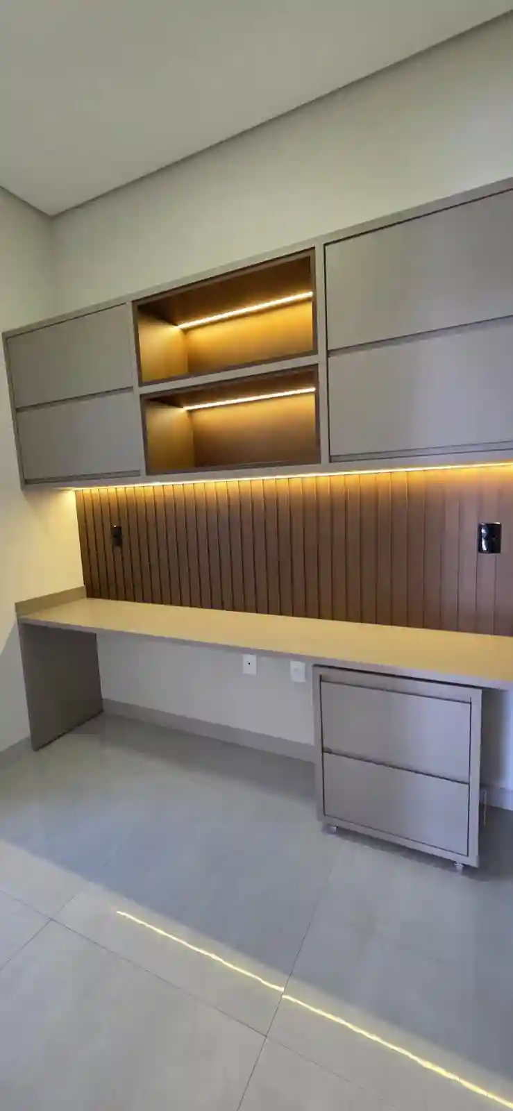 Casa de Condomínio com 3 quartos à venda, 215m² — foto 23 de 24