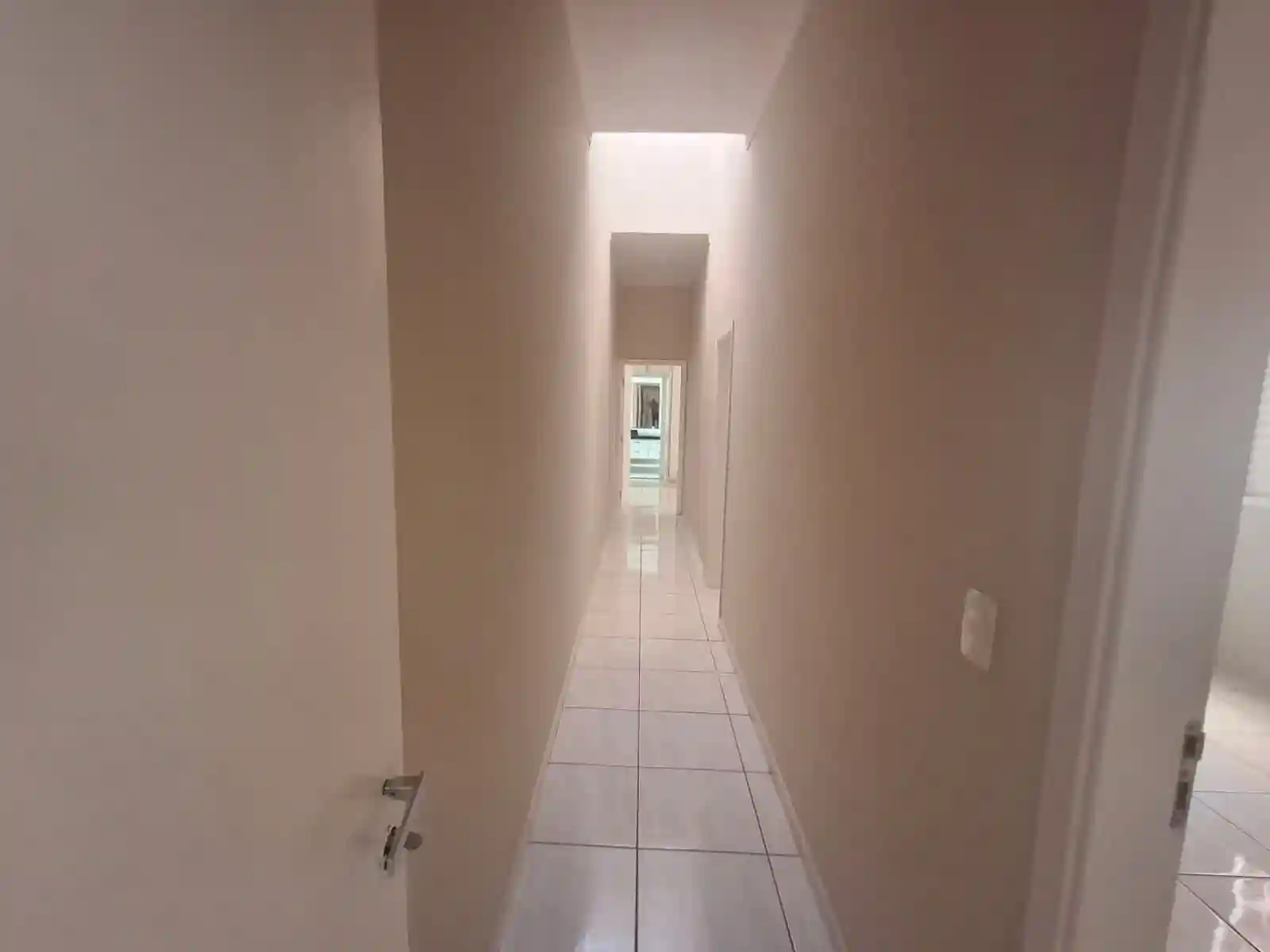 Casa com 3 quartos à venda, 200m² — foto 10 de 19