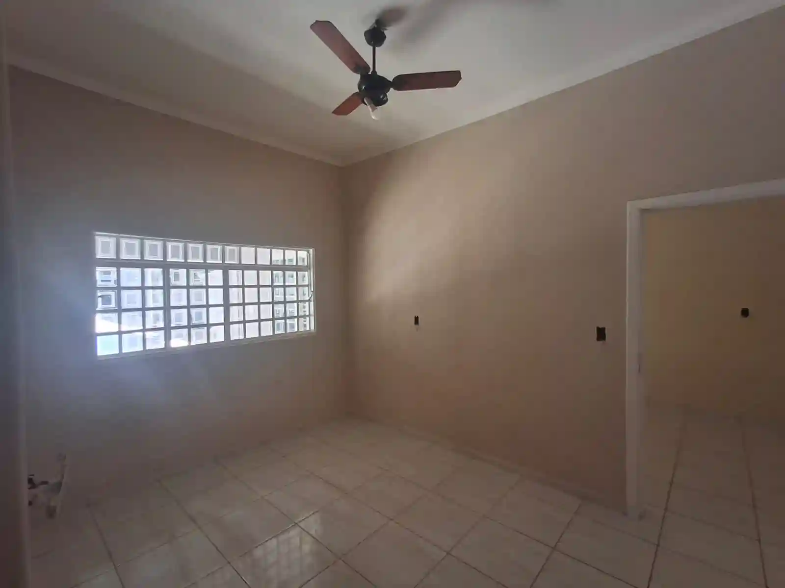 Casa com 3 quartos à venda, 200m² — foto 14 de 19