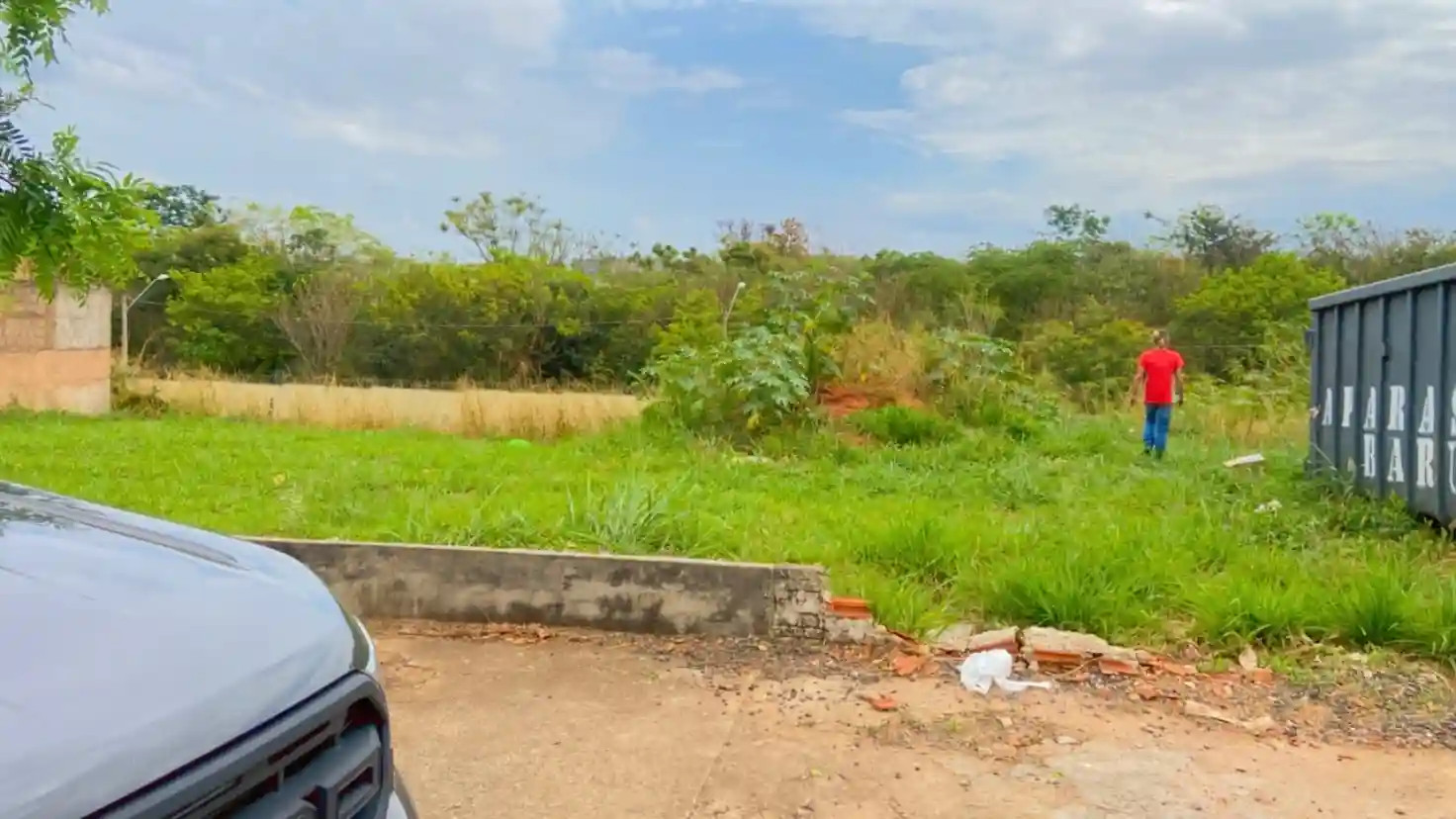 Terreno / Lote / Condomínio  à venda, 200m² — foto 3 de 3