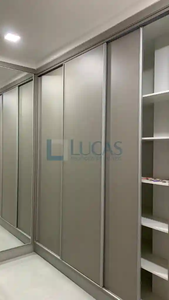 Casa de Condomínio com 3 quartos à venda, 340m² — foto 6 de 60
