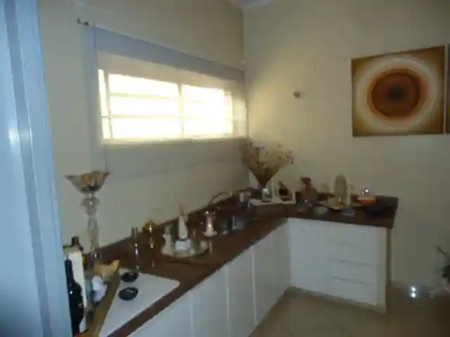 Casa à venda — foto 24 de 34