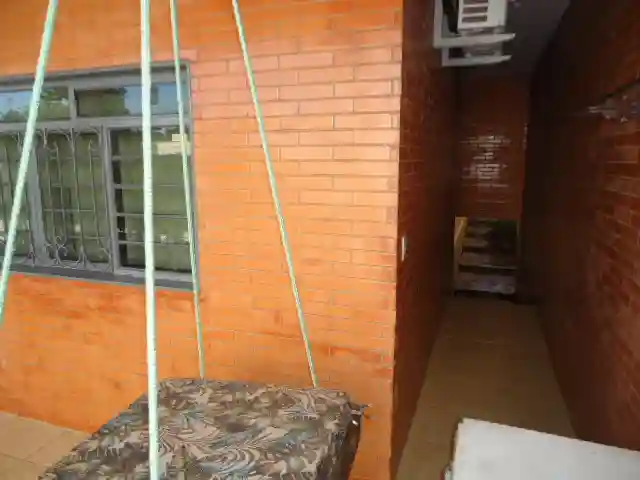 Casa à venda — foto 14 de 34
