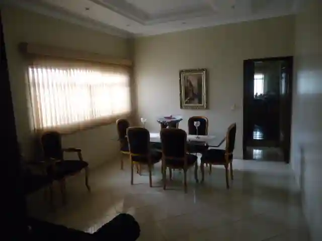 Casa à venda — foto 19 de 34