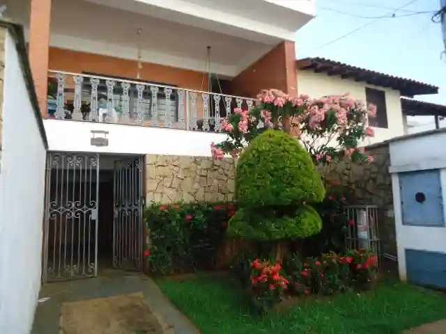 Casa à venda — foto 3 de 34