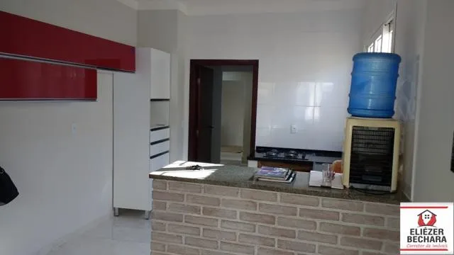 Casa à venda — foto 1 de 6