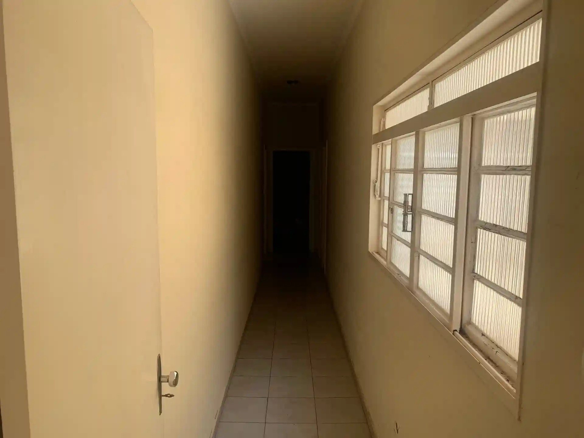 Casa Comercial com 3 quartos à venda, 214m² — foto 9 de 24