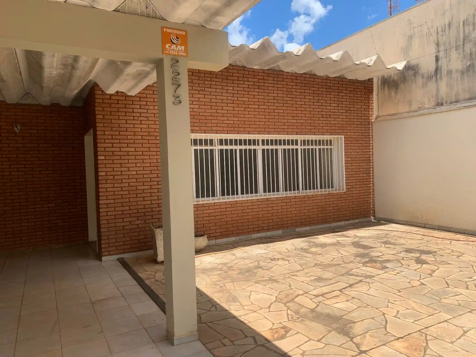 Casa Comercial com 3 quartos à venda, 214m² — foto 2 de 24