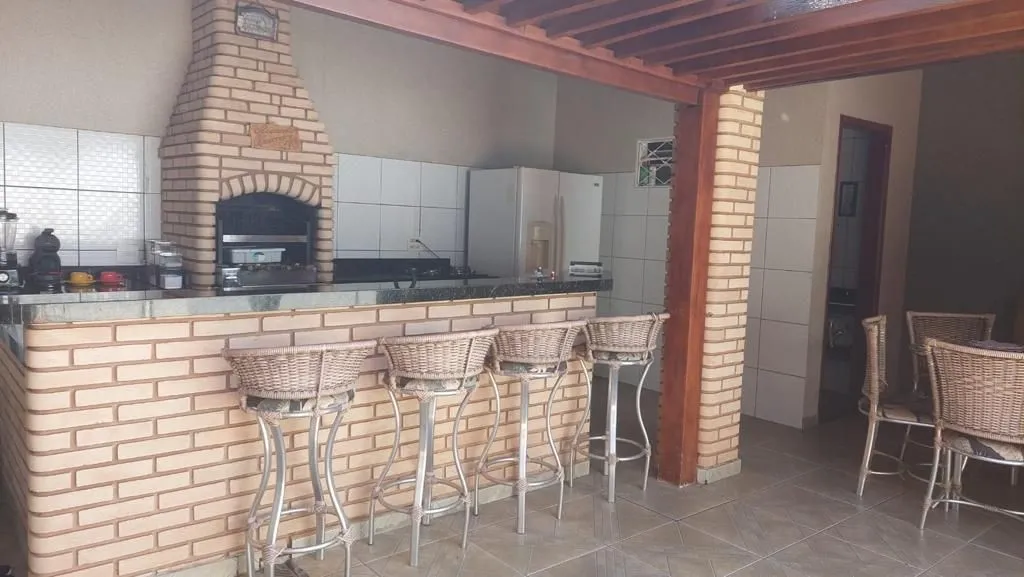 Casa à venda — foto 6 de 7
