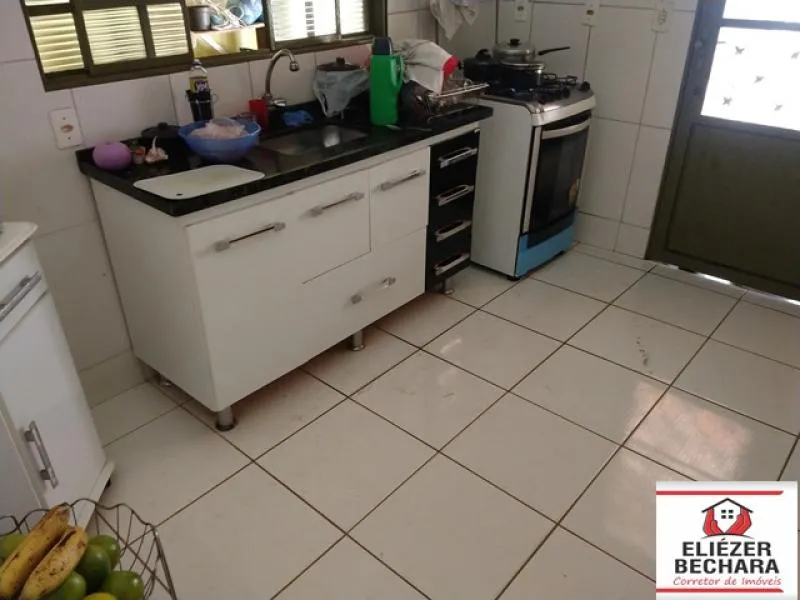 Casa à venda — foto 1 de 6