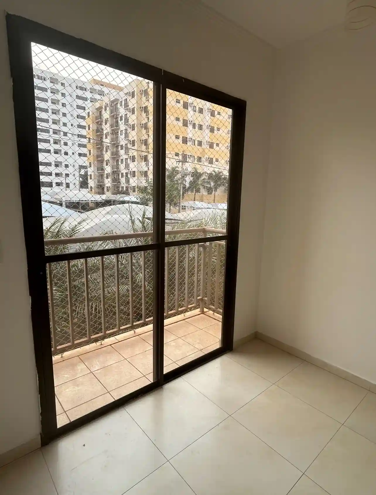 Apartamento com 2 quartos à venda, 80m² — foto 2 de 7