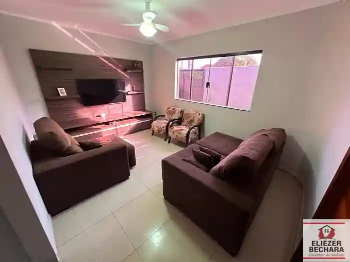 Casa com 3 quartos à venda, 155m² — foto 1 de 25