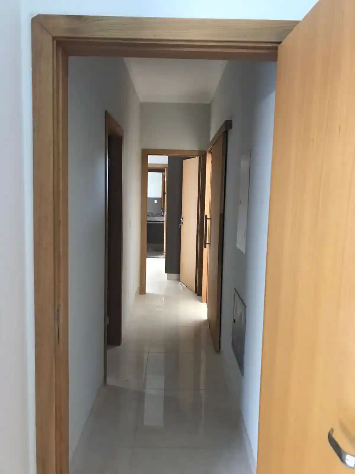 Casa de Condomínio com 3 quartos à venda, 200m² — foto 2 de 10