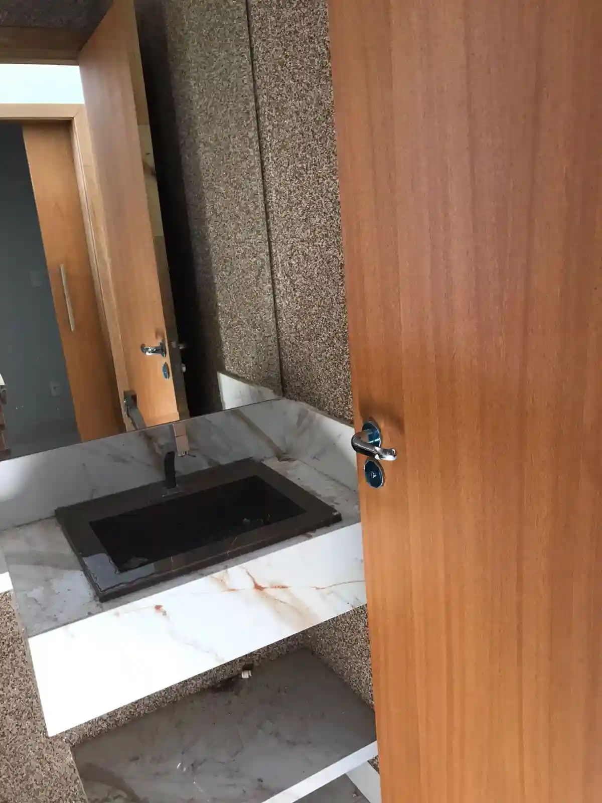 Casa de Condomínio com 3 quartos à venda, 200m² — foto 9 de 10