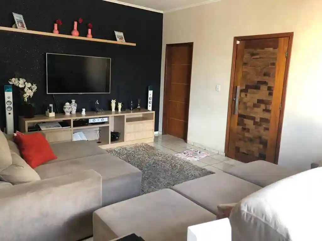 Casa com 2 quartos à venda, 223m² — foto 3 de 10