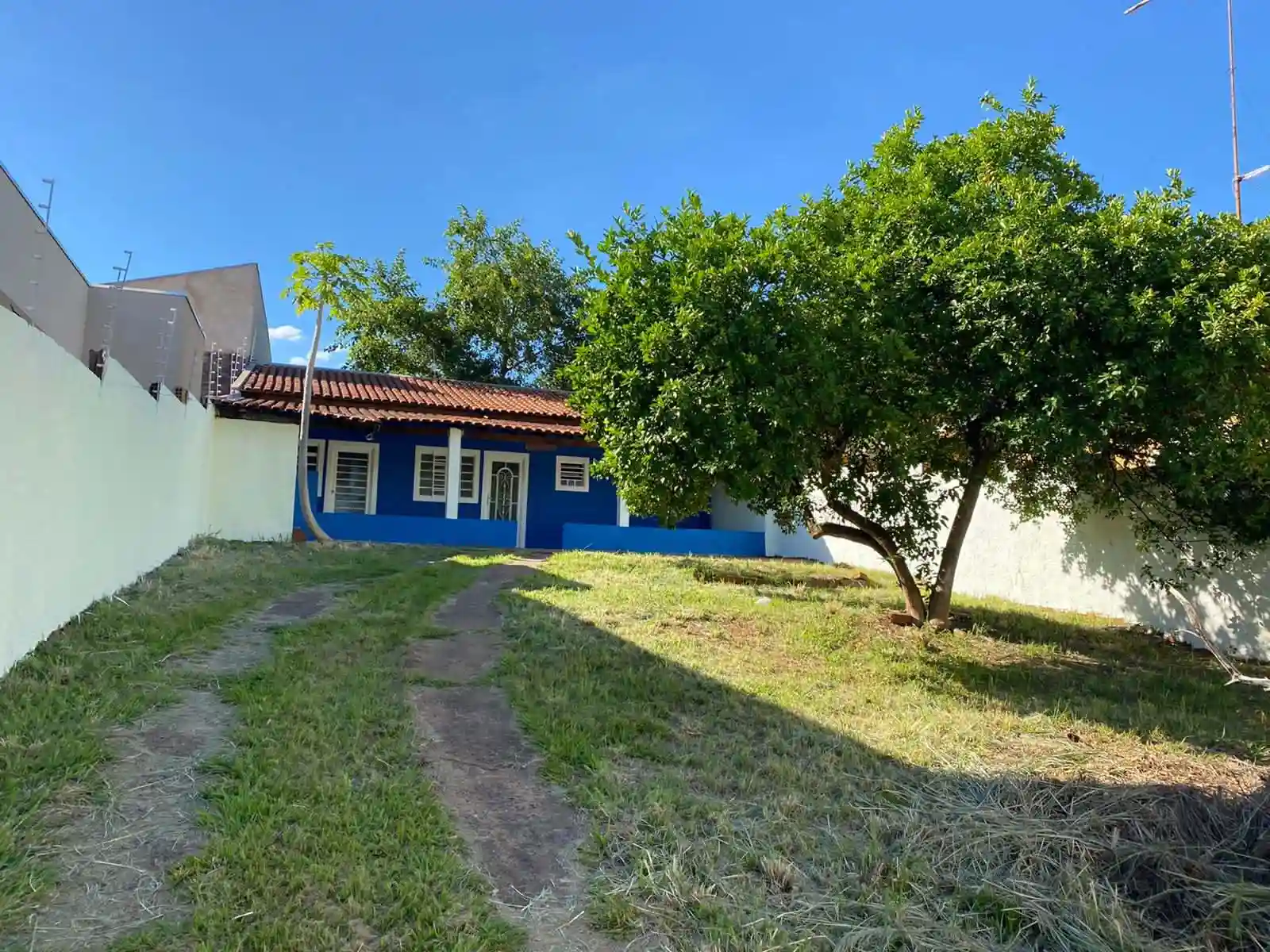 Casa com 1 quarto à venda, 65m² — foto 1 de 18