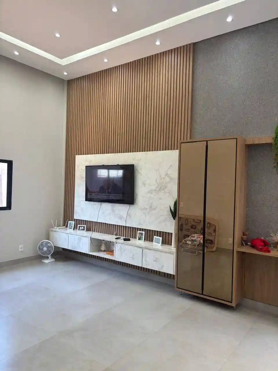 Casa com 3 quartos à venda, 150m² — foto 2 de 16